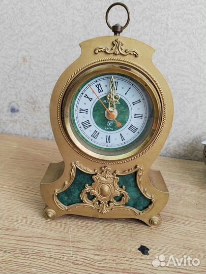 Часы настольные