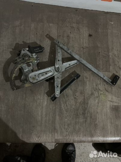 Стеклоподъемник Kia Sorento 1