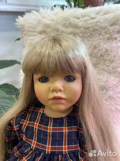 Коллекционная виниловая кукла Principessa Madeline