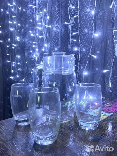 Графин со стаканами