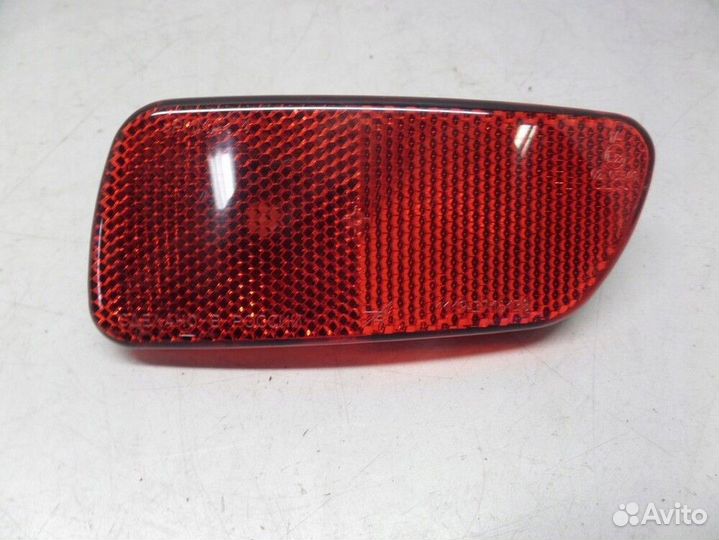 Светоотражатель в бампер задний правый LADA Kalina