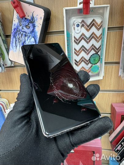 Samsung S10 Plus (SM-G975F/DS) разбор