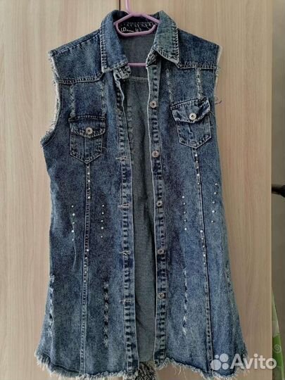 Безрукавка джинсовая