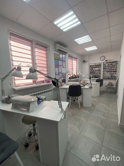 Аренда места мастера маникюра/педикюра