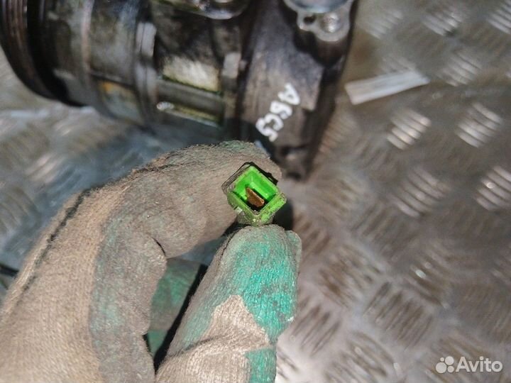 Компрессор кондиционера Audi A6 C5 (1997—2001) O2VR4L