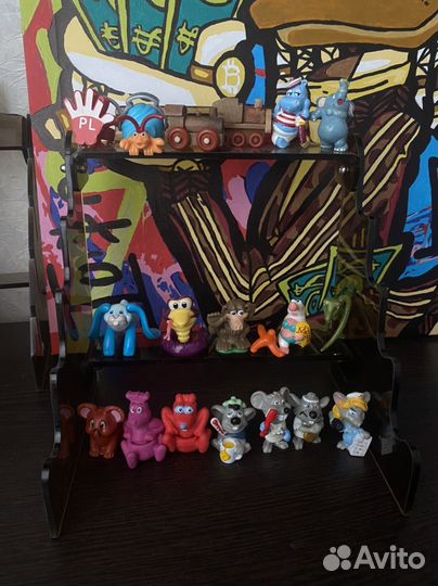 Киндер сюрприз игрушки разных годов винкс пикси