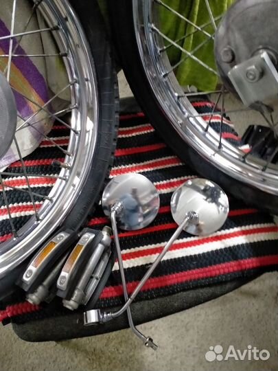 Педали, колеса, зеркала для мопеда Рига4