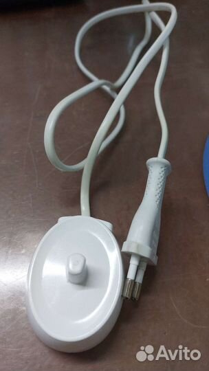 Зарядка для зубной щетки oral b