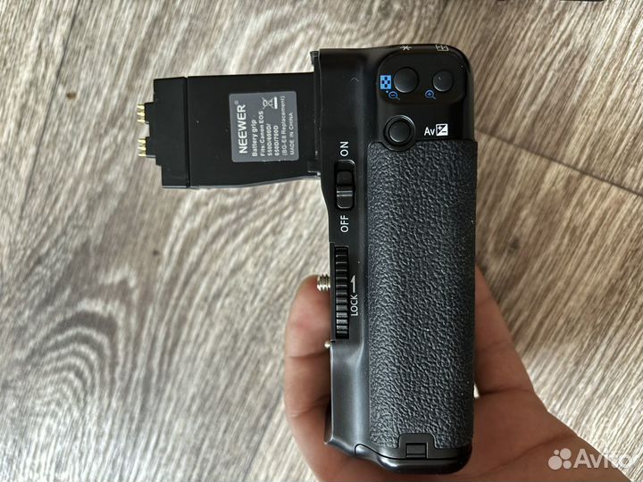Battery grip на Canon