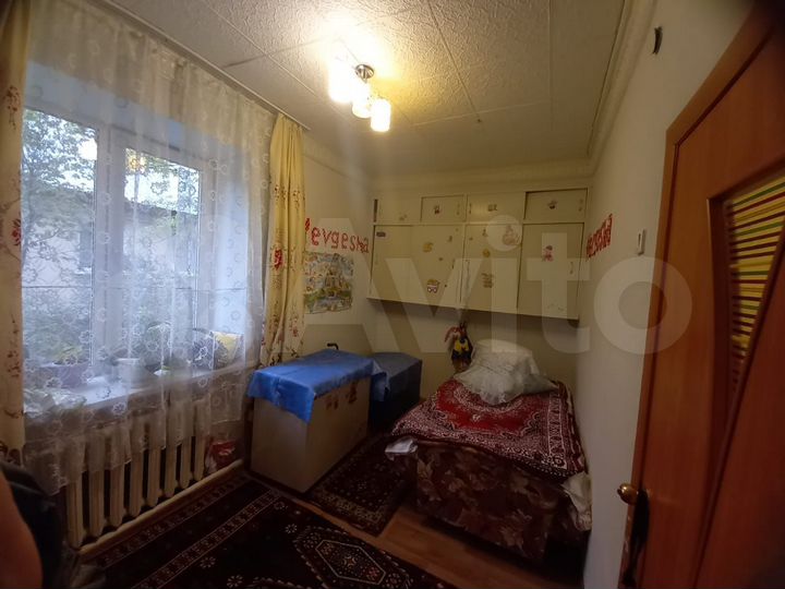 2-к. квартира, 42 м², 1/2 эт.