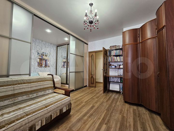 2-к. квартира, 55 м², 2/6 эт.