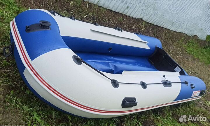 Лодка Hunter Stels 335 с мотором и винтом комплект