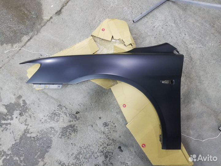 Крыло переднее левое Mitsubishi Lancer 10