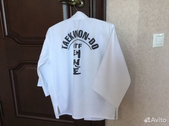 Костюм для тхэквондо