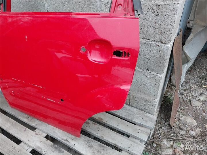 Дверь боковая задняя левая Ford Fiesta MK5 2008