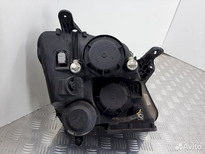 Фара 93321052 Opel Meriva A (2003-2010)