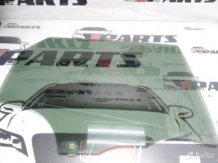 Стекло двери задней Mazda 3 BK рестайлинг (2006—20