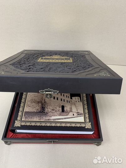 Книга почетных гостей (подарочная кожаная книга в