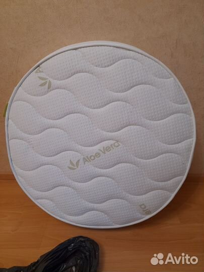 Матрас в круглую кроватку