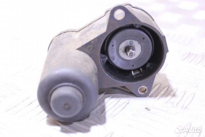 Моторчик стояночного тормоза Audi A6 c6 C6