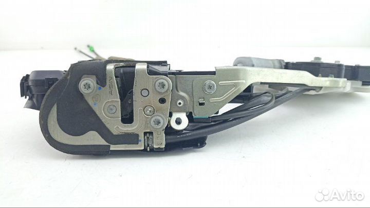 Замок двери передний левый Lexus Ls460 USF40 2011