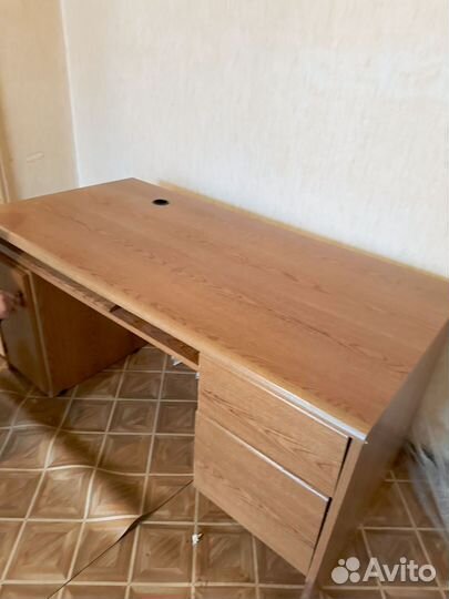 Письменный стол директора