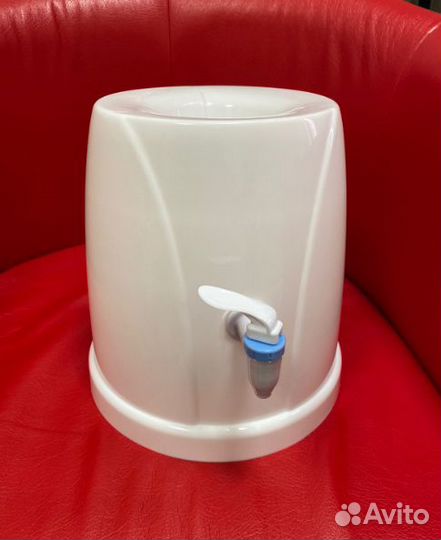 Кулер для воды настольный