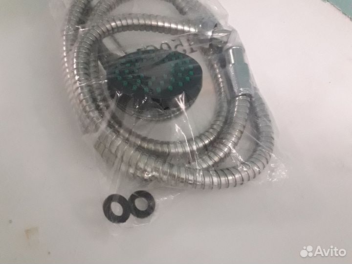 Душевая лейка со шлангом