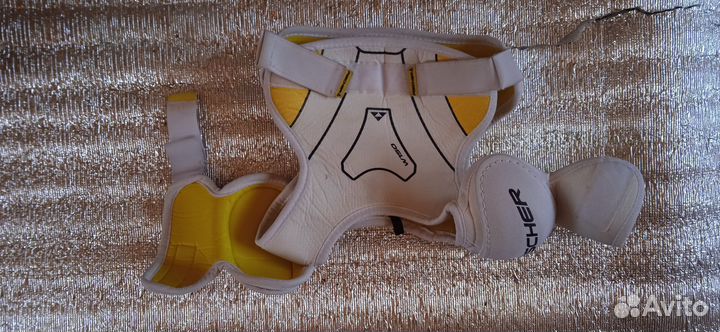 Нагрудник хоккейный детский bauer