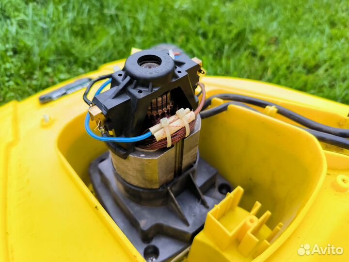 Газонокосилка электрическая QT3050