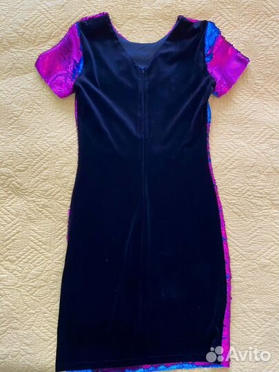 Платье с пайетками