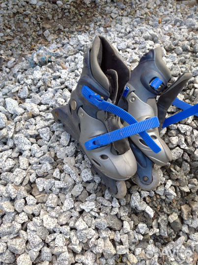 Роликовые коньки