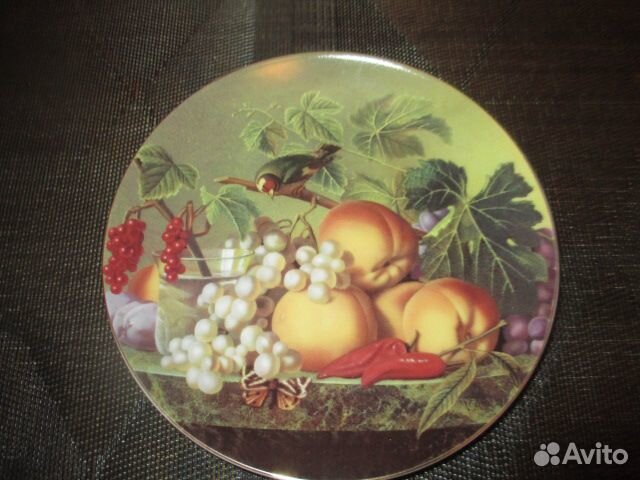 Тарелки декоративные разные