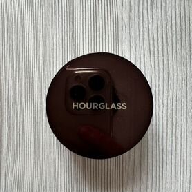 Hourglass пудра