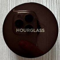 Hourglass пудра