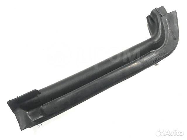 Уплотнитель капота BMW 3 E46