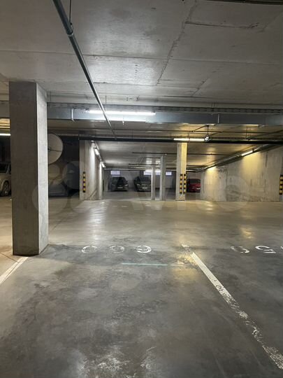 Машиноместо, 15 м²