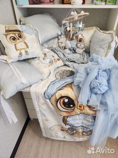 Комплект в кроватку бортики, балдахин, мобиль