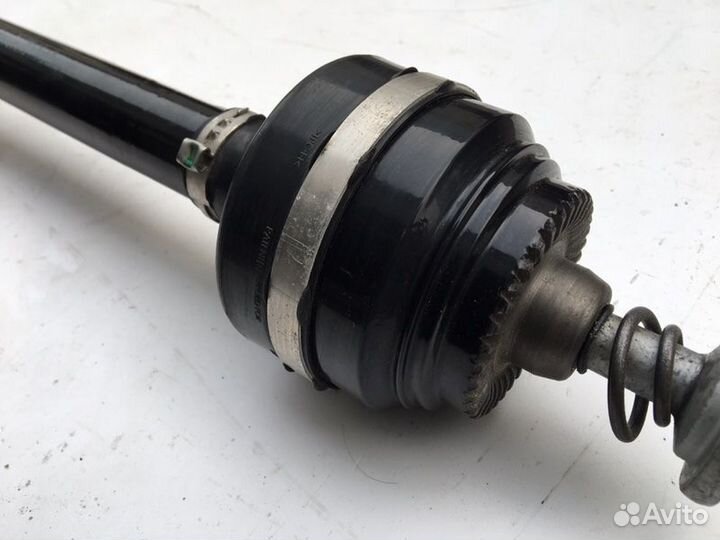 Приводной вал (привод) задний правый Bmw 6 G32 G11