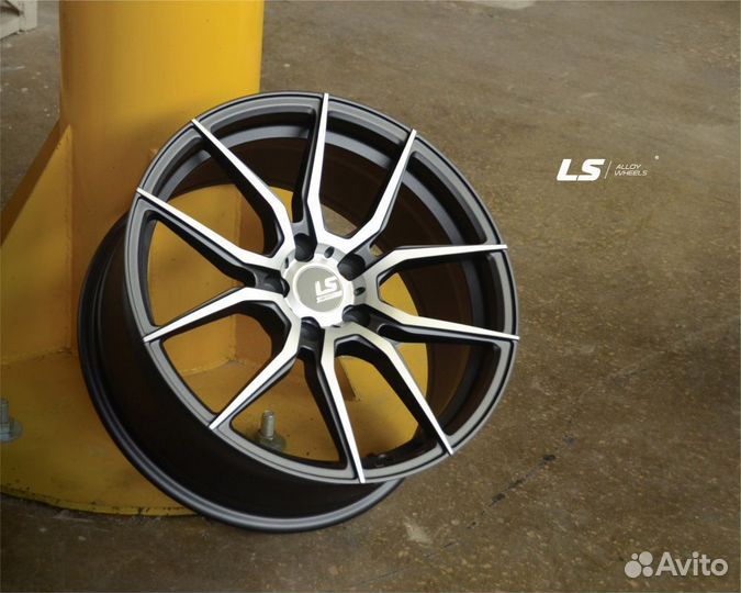 LS RC36 R18 5x112 Flow Forming