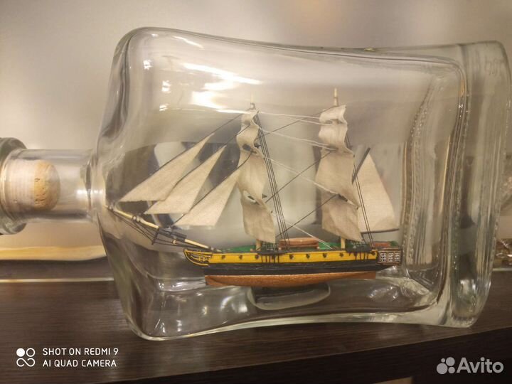 Корабль в бутылке