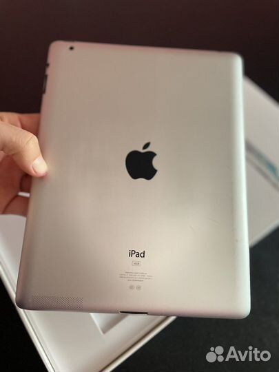 iPad 2 WiFi 16Gb White