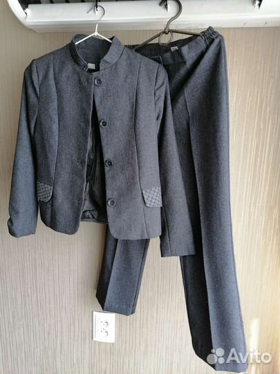 Костюм школьный четверка (пиджак, брюки, юбка, жил