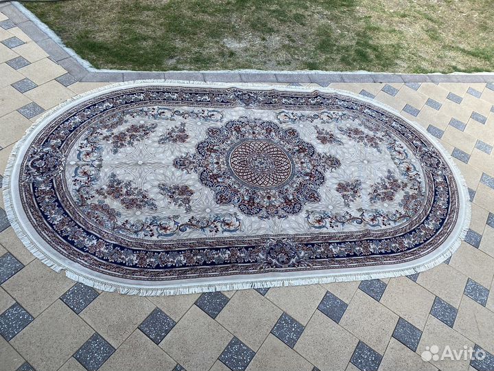 Ковер новый