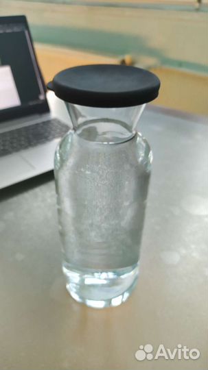 Бутылка стеклянная для воды, соков. Сост новой