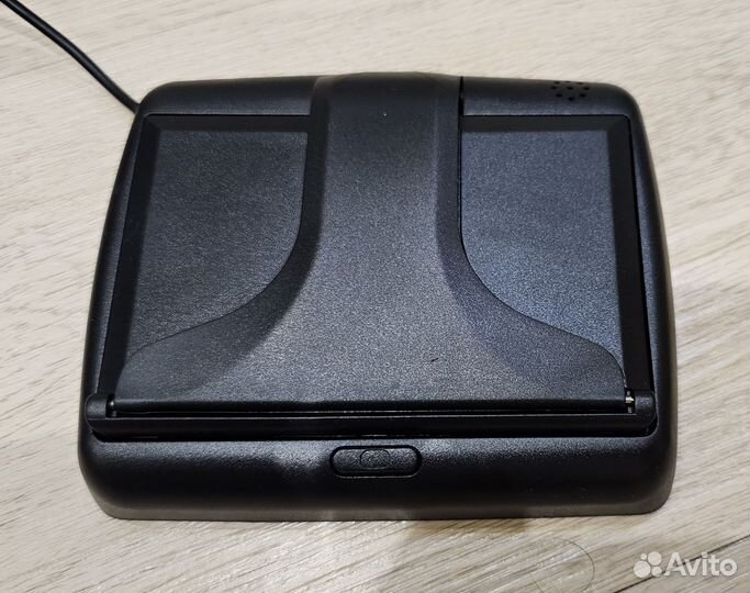 Камера заднего вида в рамке под номер