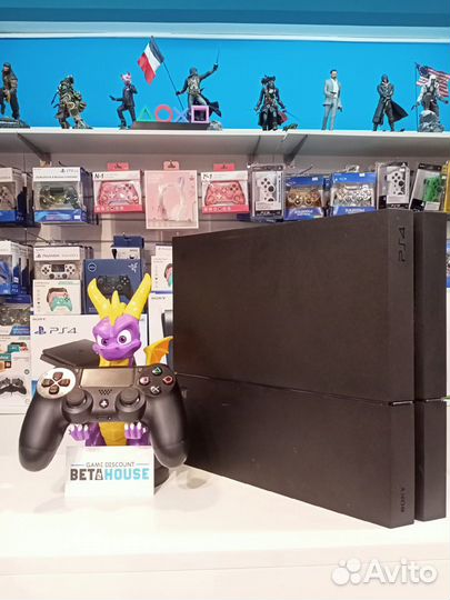 Sony PS4 матовая, обменяем на любую вашу консоль