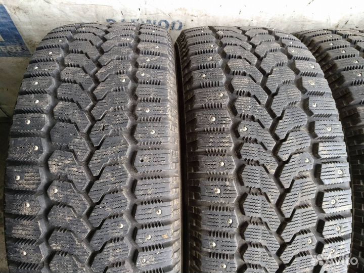 Yokohama F700Z 215/60 R16 95Q