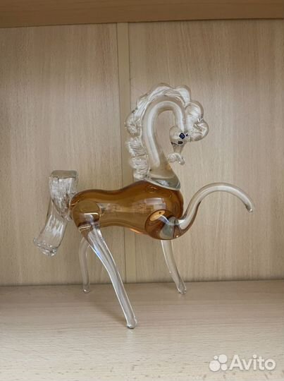 Конь хрустальный