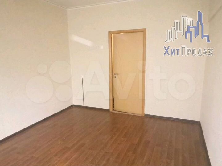 Комната 13,7 м² в 3-к., 2/5 эт.